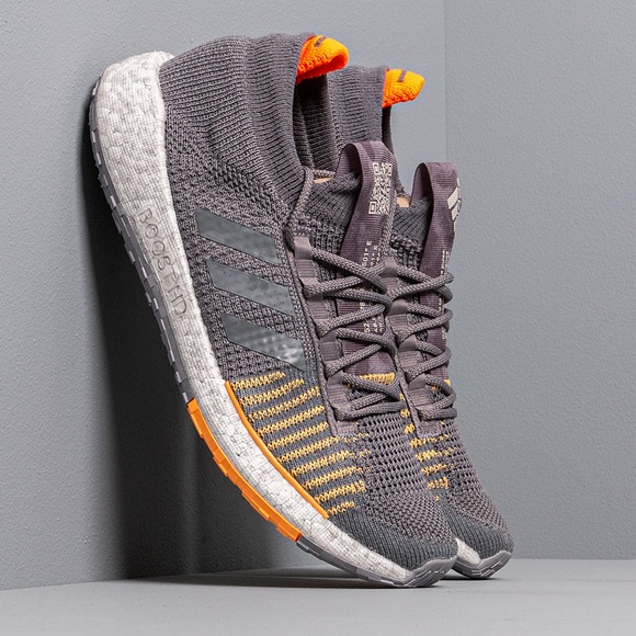 NWT Adidas Pulseboost HD Running shoes - Picture 3 of 10